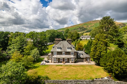 Top Airbnb: Timeless Luxury Retreat in Sedbergh