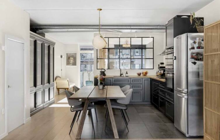 Charming apartment and perfect location gallery image 4