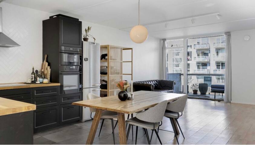 Charming apartment and perfect location gallery image 2