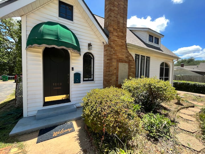 Palestine Vacation Rentals & Homes Texas, United States Airbnb