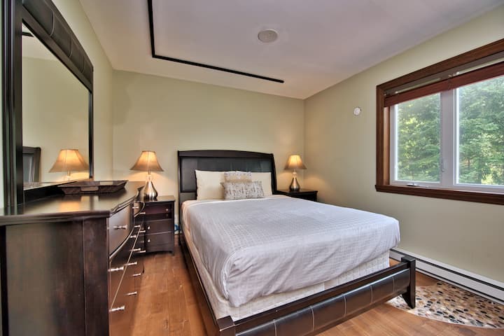 Dormitorio2 con cama tamaño queen