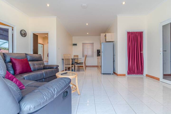 Pool Villa 4br-phratamnak, 300m-beach,near Wlkg St - 芭達雅