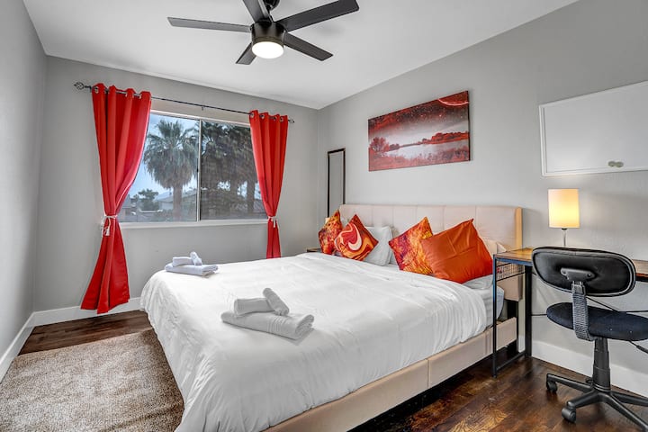 加大双人床- 2米宽双人床（天空）