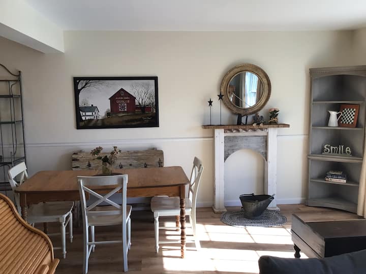 Great 3 bedroom 11/2 bath townhouse in Lititz, PA Townhouses for