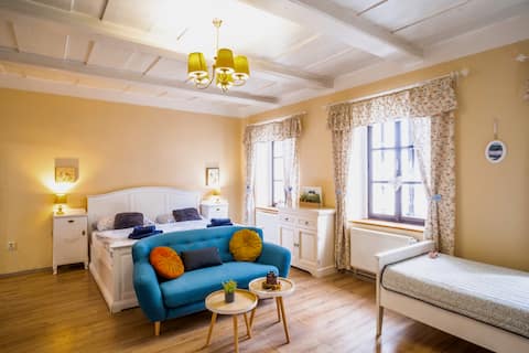 Rustic House - De Luxe Apartment