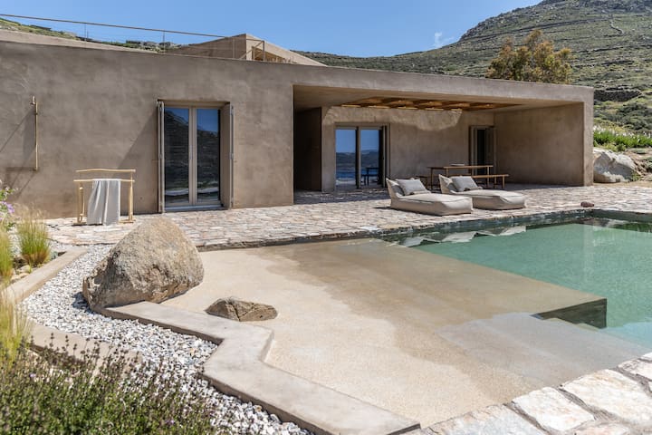 Homa pool villa 3 in Serifos Vagia beach