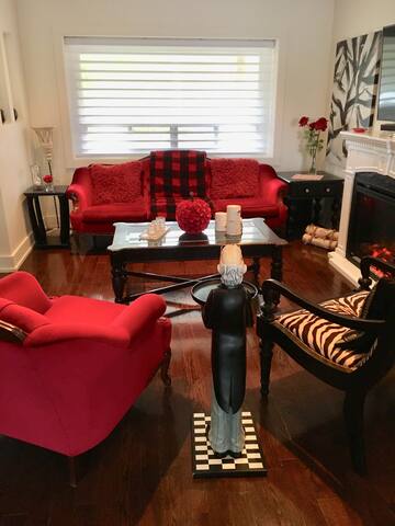 Yonge and Lawrence Village gallery image 2