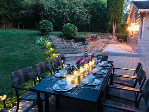 Entire Villa  with beautiful fenced backyard