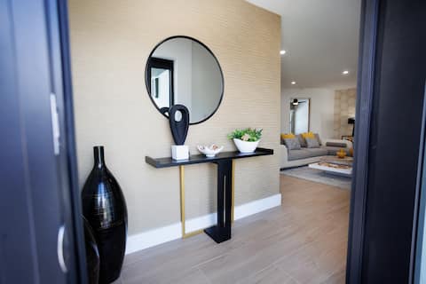Top Airbnb: Flamingo Paradise 4 min walk from Beach Access. in Marco Island