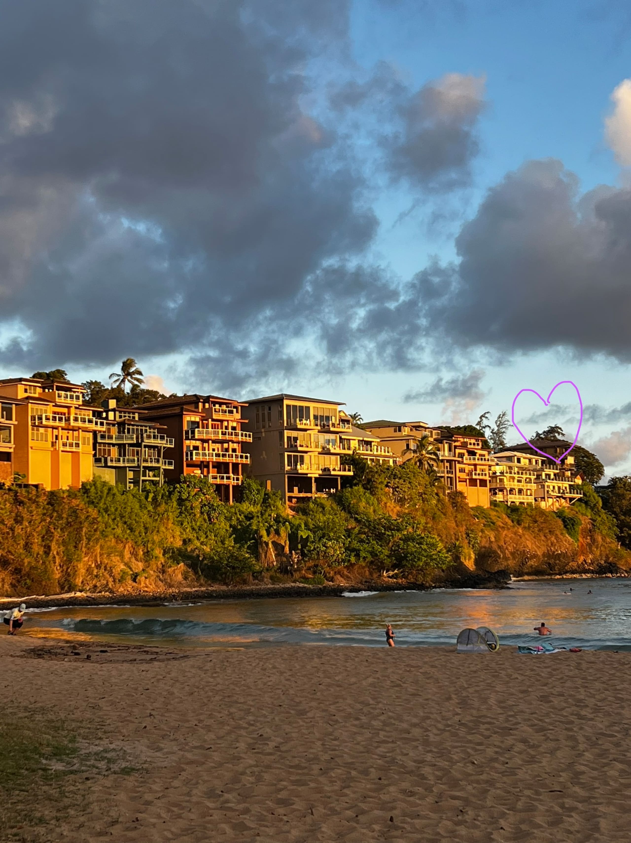 Oceanfront Retreat on Kalapaki Bay Kauai Sleeps 4 - Image 21