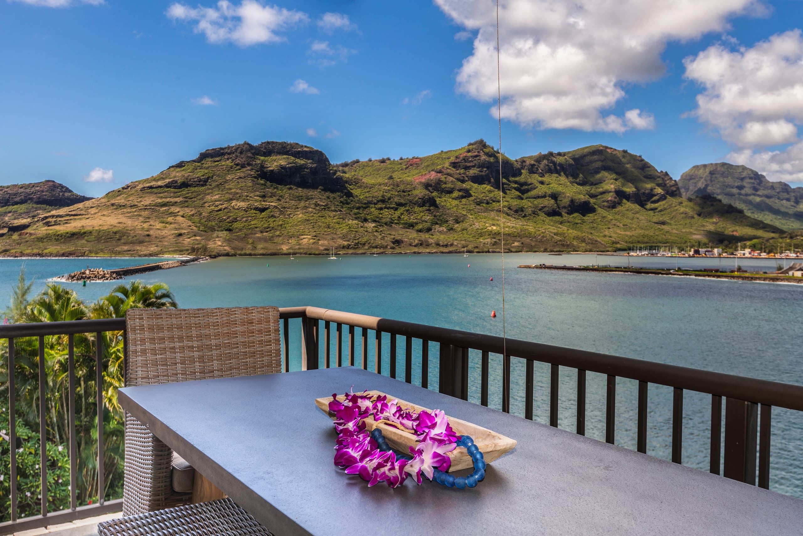 Oceanfront Retreat on Kalapaki Bay Kauai Sleeps 4 - Image 19