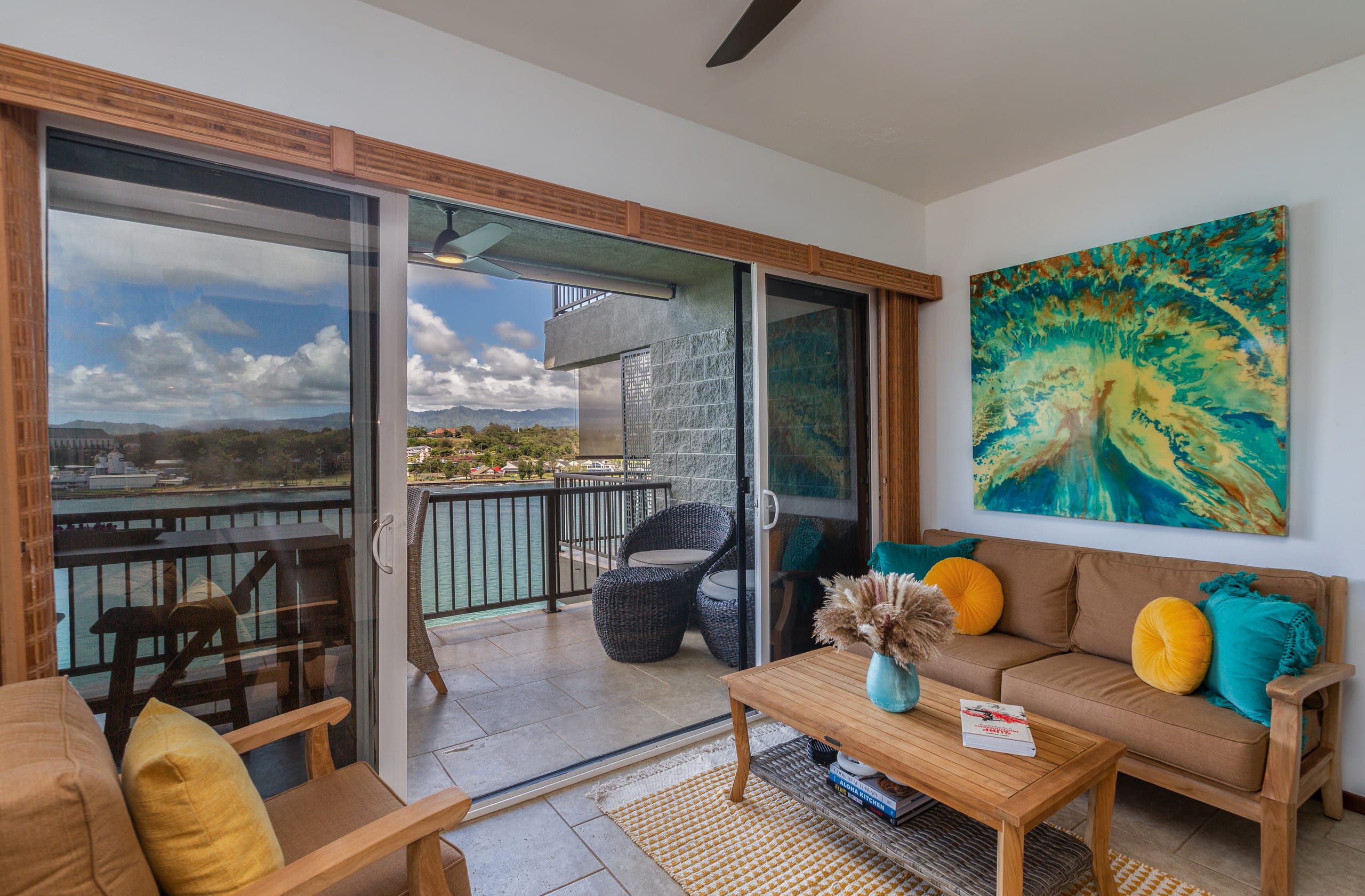 Oceanfront Retreat on Kalapaki Bay Kauai Sleeps 4 - Image 2