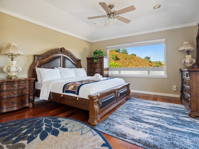 7 Bedrooms, Large,Private Villa with Gorgeous View gallery image 4