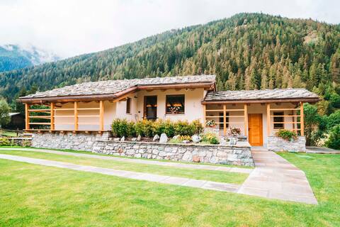 DeGoldeneTraum - Relaxing little house in Gressoney