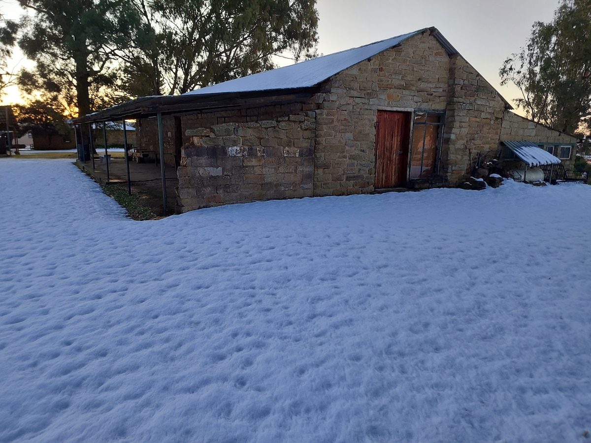 Big Cottages in Appin | Group Accommodation \u0026 Large Holiday Homes, image size:1200x900