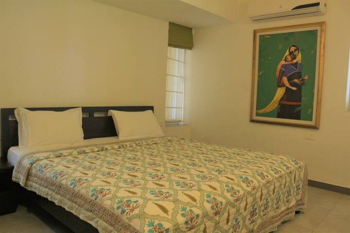 Bedroom 1 image 1