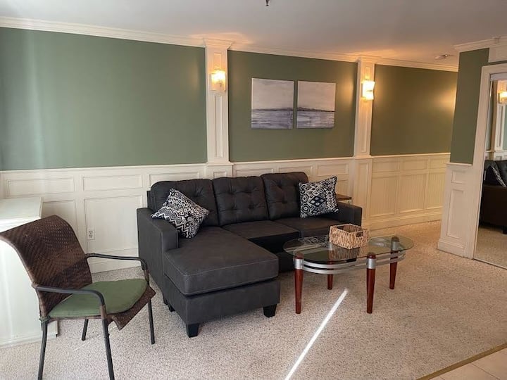 Pool, Restaurant, Bbq Grills, Close To Weirs! - Gilford, NH