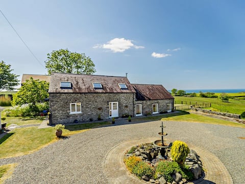Converted Barn with breathtaking views!