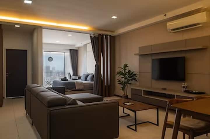 Deluxe Seaview Suite King Bed By The Only Bnb - Batu Ferringhi