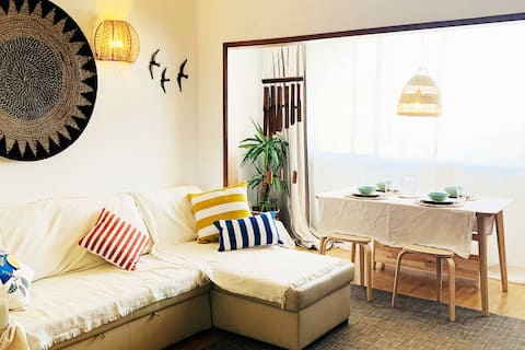 Popular Airbnb listing: The Sun House Caparica - Beach Studio Flat in Costa Da Caparica