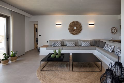 4 BDR Sea View House with private Pool | Terra
