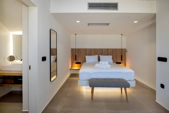 4 BDR Sea View House with private Pool | Terra gallery image 2