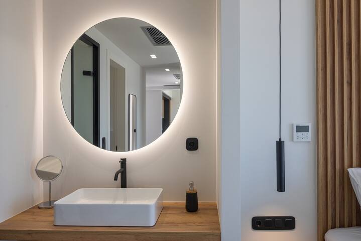 7 BDR SeaView VIlla with Private Pool |Gres Villla gallery image 5