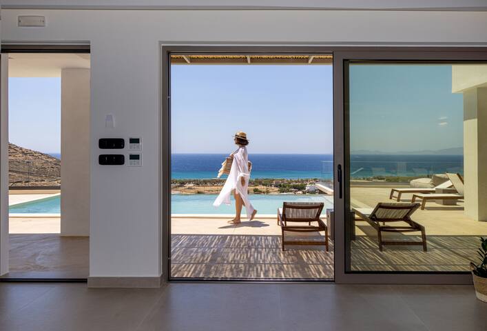 7 BDR SeaView VIlla with Private Pool |Gres Villla gallery image 2