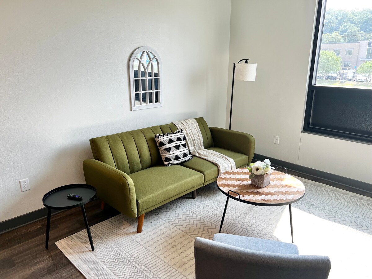 Odyssey at Keystone Enchanting 1BD Apartment Apartments for Rent in