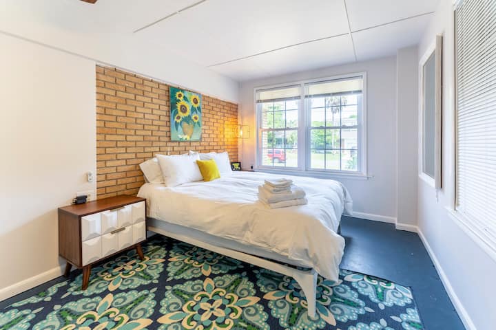 საძინებელი 1