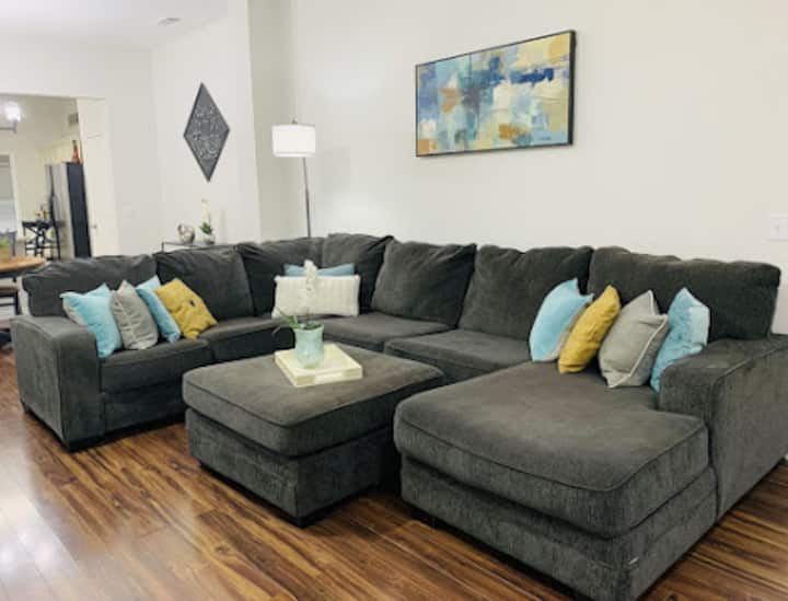 Cozy 3br/2b-2 Car Garage- Home Office Longstays - Grand Prairie, TX