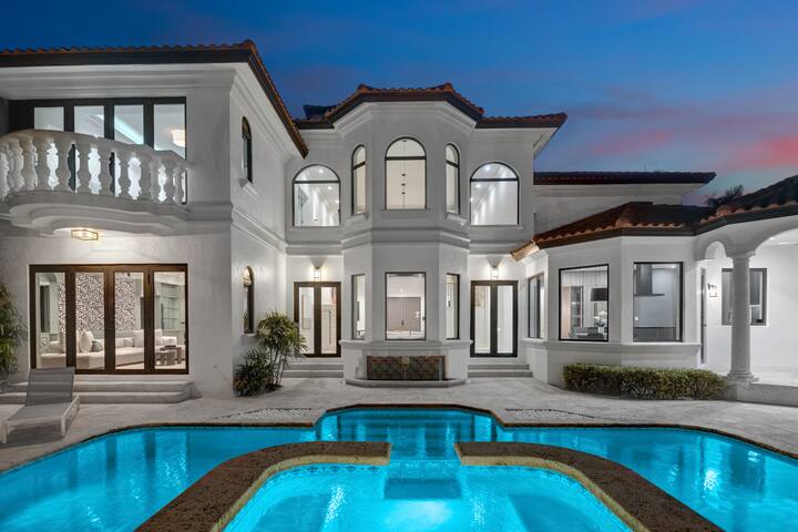 WATERFRONT MANSION gallery image 2