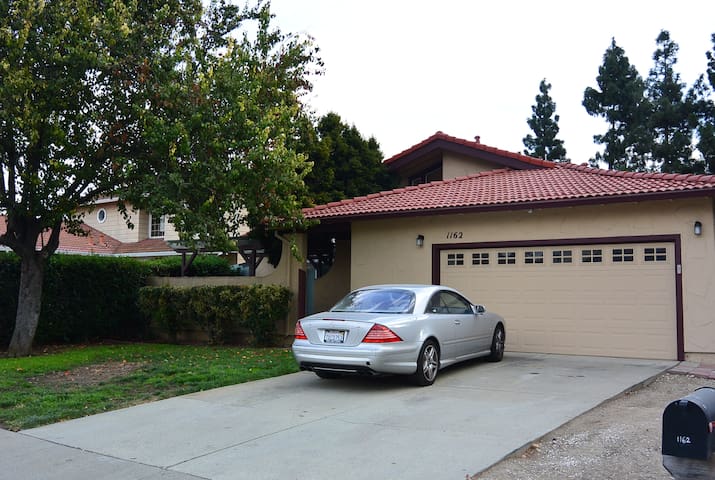 5 Bedroom Nice and Modern