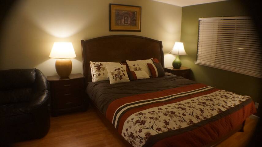 5 Bedroom Nice and Modern gallery image 3