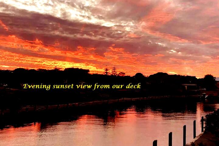 Spacious family waterfront peaceful dream home gallery image 5