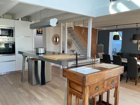 Successful Airbnb property: Villa 50 m from the beach, private indoor pool in La Forêt Fouesnant