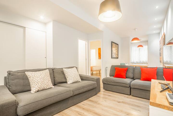 Aparment City Center Rosselló gallery image 5