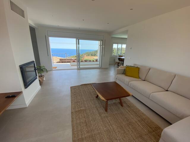 Impresionante Villa con vistas y piscina gallery image 2