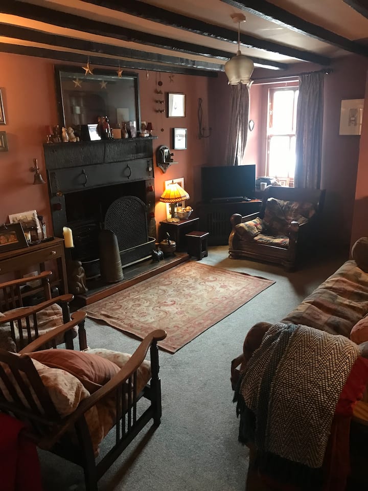 2 Rooms With Private Bathroom In Romanno Bridge - Peebles