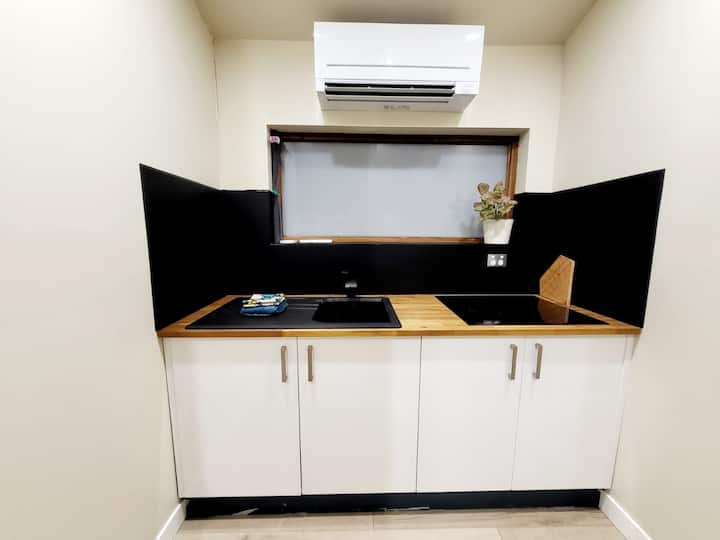 Darlington: Nifty &  Private Loft Apartment - Sydney