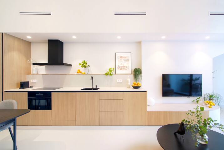 Exclusive designer apartment with outdoor area gallery image 5