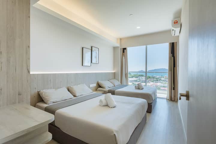 Habitación dos  ~ 2 dormitorios tamaño queen para 4 personas. （ Vista al atardecer al mar ）
Segundo dormitorio ~ 2 camas tamaño queen con capacidad para 4 personas           
 (Exterior al atardecer)