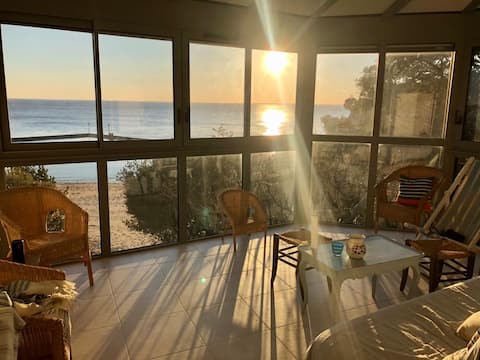 Charming villa with private beach access