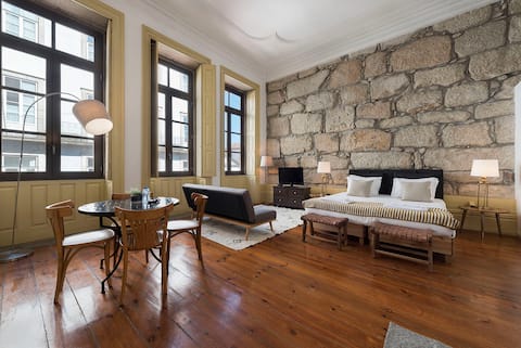Mercado Premium Apartments #1F by DA'Home