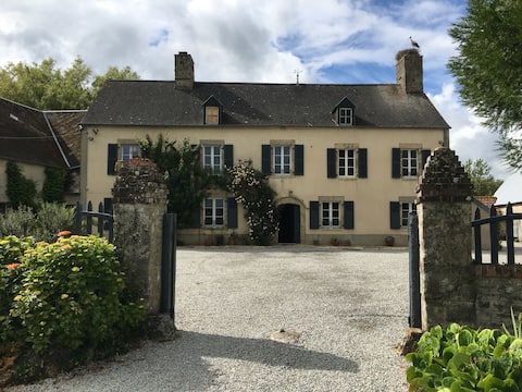 cottage in the heart of the marshes with heated pool