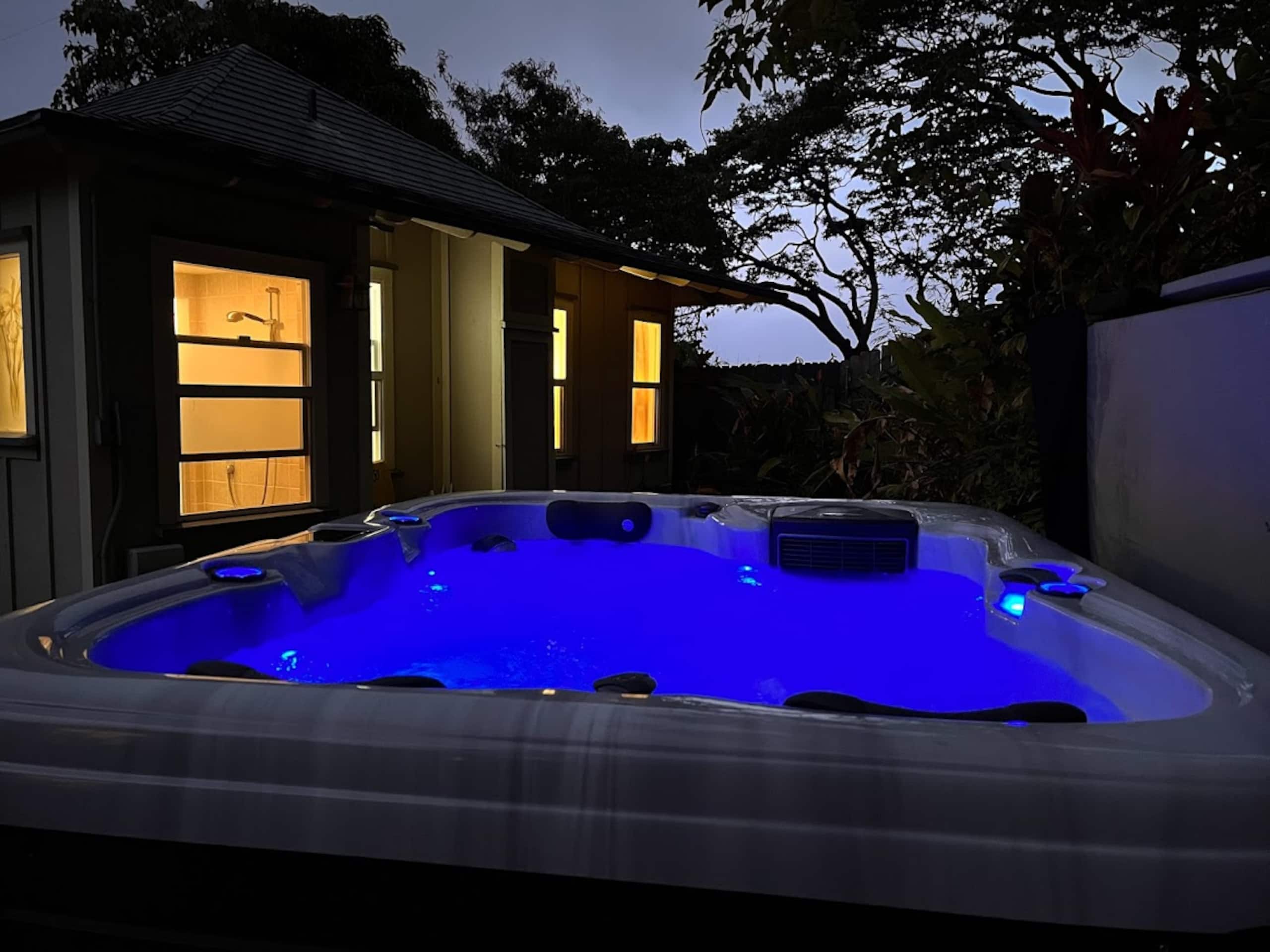 Romantic and Private Cottage and Gazebo for two! - Image 12