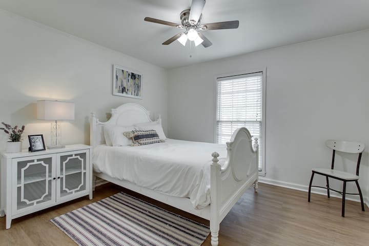 La segunda habitación queen. Las habitaciones están frente a la otra.