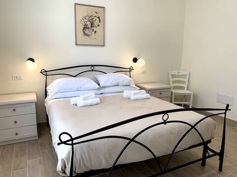 Mirto Room - Domo Achenza Terralba - Sardinia