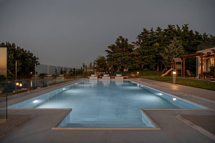 Villa Heora – The Floating Residence gallery image 4