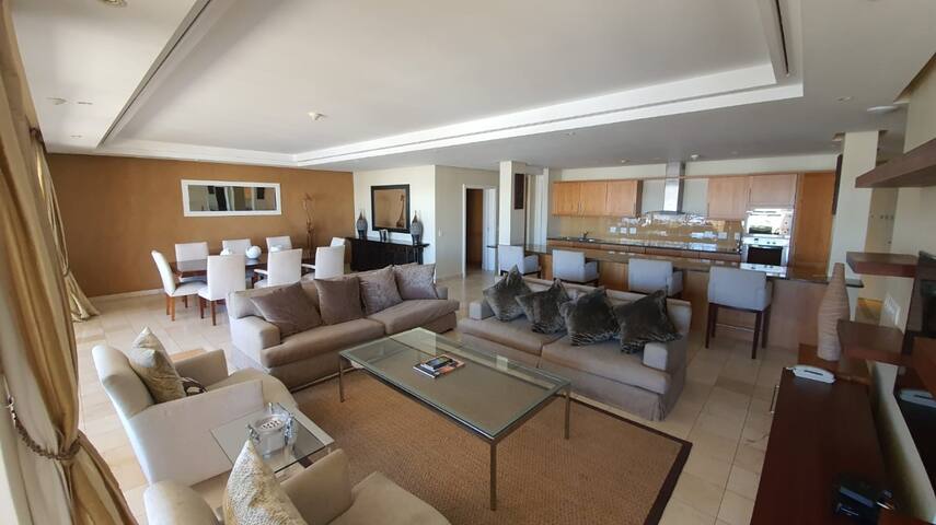 Marina View Three bedroom gallery image 2